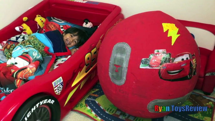 100+ cars toys GIANT EGG SURPRISE OPENING Disney Pixar Lightning McQueen kids video Ryan ToysReview