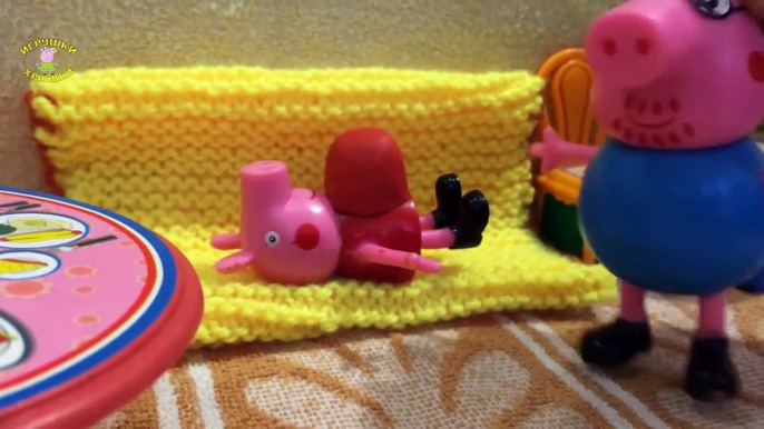 PREGNANT mummy pig has a baby mom toys with Peppa Pig gives birth has a baby Play Doh