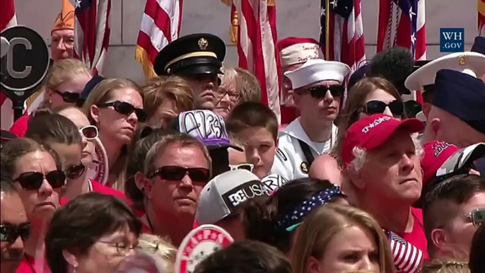 President Obama delivers remarks at Arlington National Cemetery