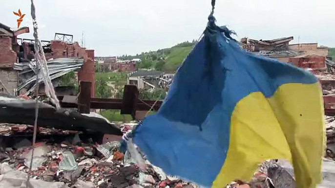 Позиции боевиков вблизи Широкино с высоты в сотню метров