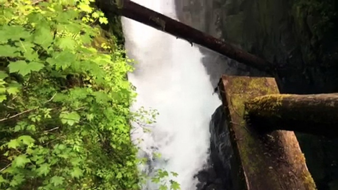 Falls Olympic national park