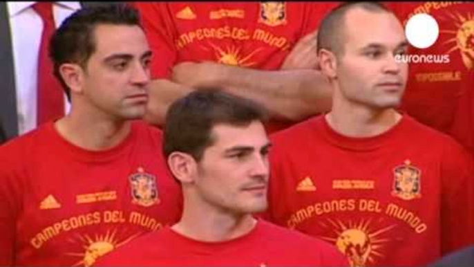 ÇMIMI PRINCI I ASTURIAS XAVI HERNANDEZ DHE IKER CASILLAS FITUES TE KETIJ VITI LAJM