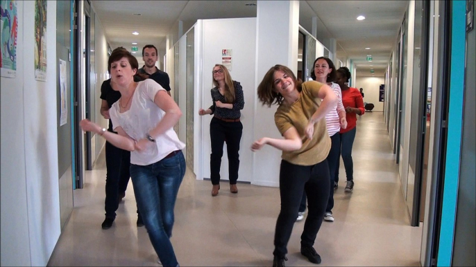 Flash Mob - Agents de la DNPB