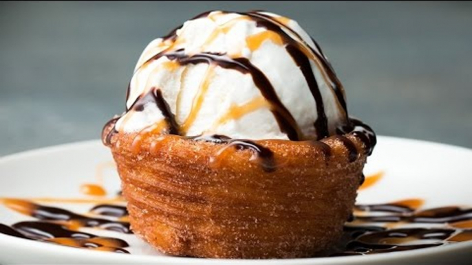 Как приготовить Мороженое в пончике!Churro Ice Cream Bowl