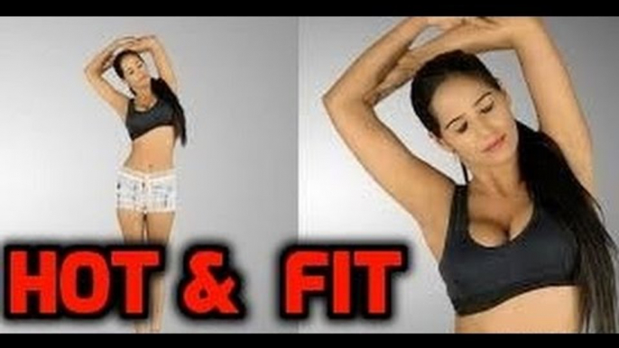 Watch : How Poonam Pandey Stays "H0t &  Fit "