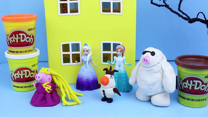 Play Doh Halloween Costume with Peppa Pig as Rapunzel and George Pig as Olaf with Frozen Elsa