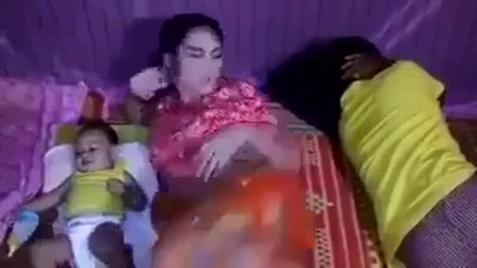 After Marriage life PAKISTANI MUJRA DANCE Mujra Videos 2016 Latest Mujra video upcoming hot punjabi mujra latest songs HD video songs new songs