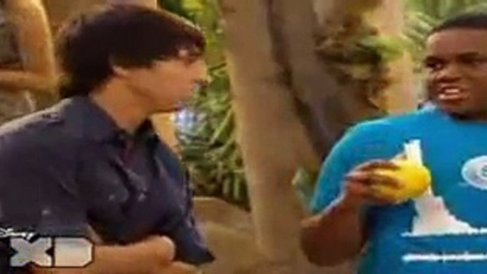 Pair of Kings - S2 E4 - Dinner for Squonks