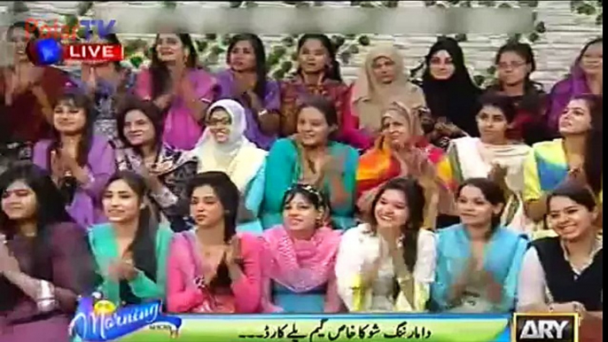 Amir Liaquat Tharki with Sanam Baloch in LIVE Show - YouTube