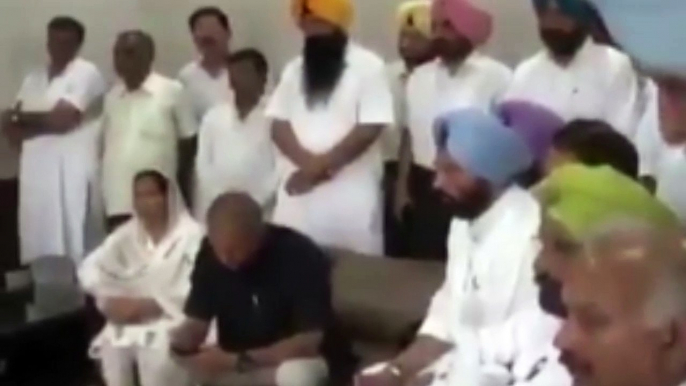 Badal Family meet with Capt. Amarinder Singh