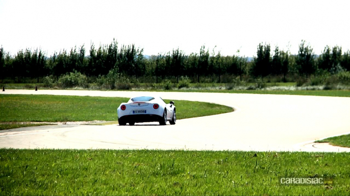 L'Alfa Romeo 4C essayée par Soheil Ayari