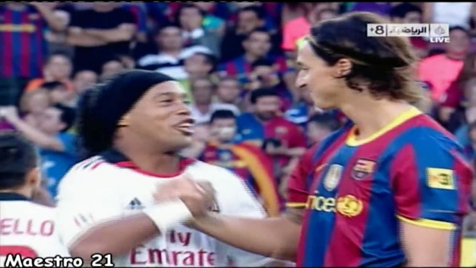 Ronaldinho vs. Barcelona - 25-08-2010