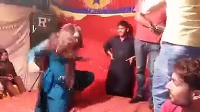 Hot Desi Girl Stage Dance Gone Wrong