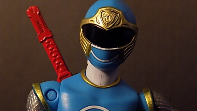 BANDAI HURRICANE BLUE ACTION FIGURE REVIEW (POWER RANGERS LEGACY COLLECTION BLUE RANGER FIGURE)