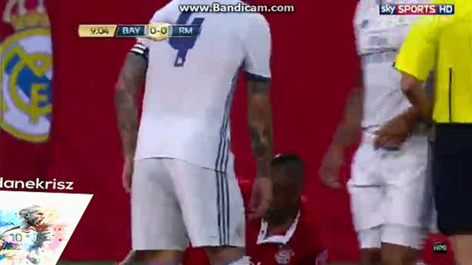 Arturo Vidal Gets Injured - Bayern Munich vs Real Madrid - International Champions Cup - 03/08/2016