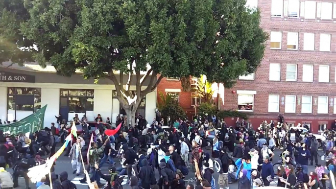 Occupy Oakland 1/28/12 Flashbangs Tear Gas HD