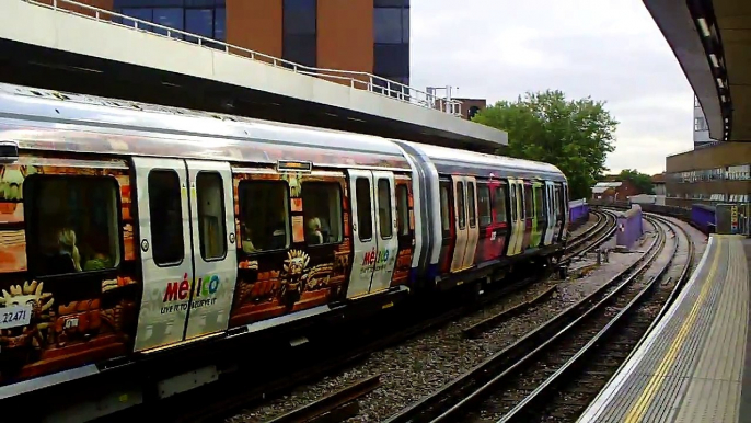 Tube train at Wood Lane - 08/09/2015