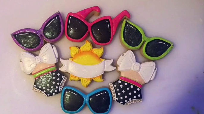 Sunglasses Decorated Sugar Cookies