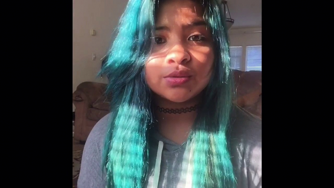 Arctic fox aquamarine hair dye