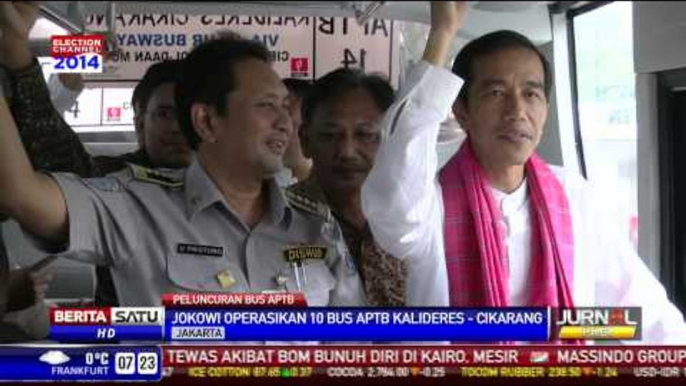 Jokowi Luncurkan 10 Bus APTB Kalideres-Cikarang