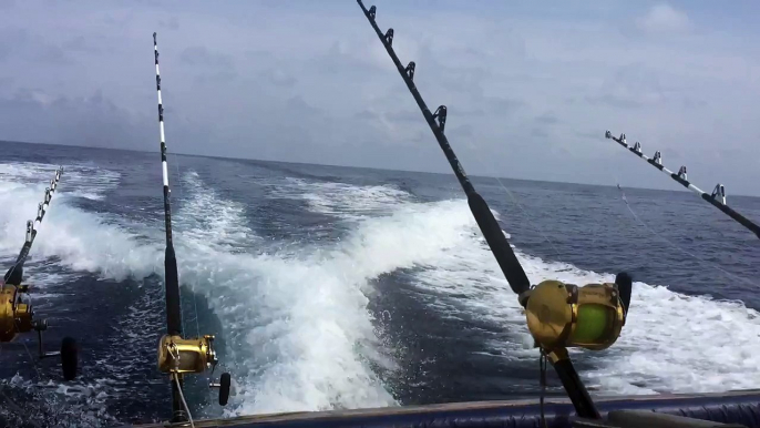 The twin engines at work in the Indian Ocean