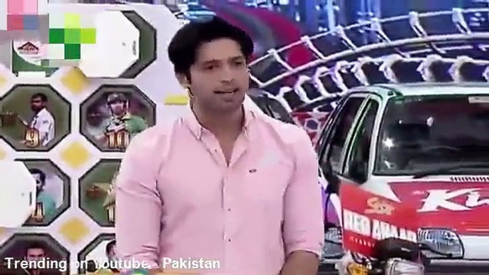 How Fahad Mustafa Insulting A Girl Over Her Make Up