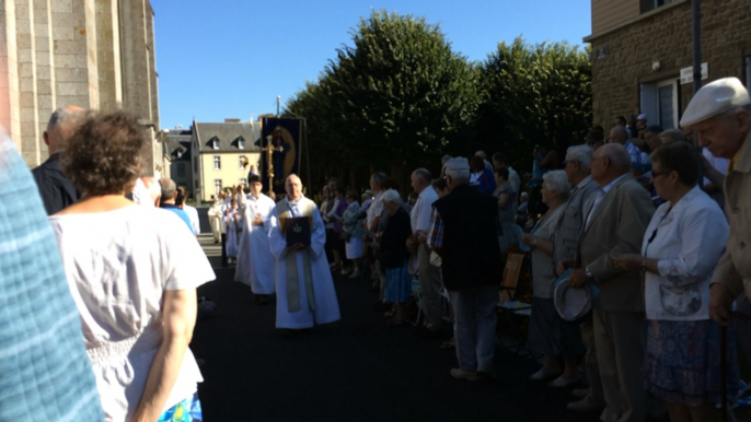 3 000 pèlerins pour la messe solennelle de Pontmain