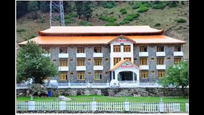 Hotel deManchi Naran Pakistan  3 Star Hotel Location: MNJ Road, Naran, Kaghan Valley