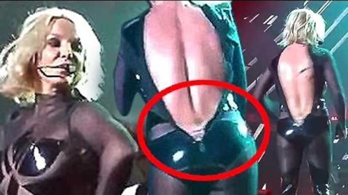 Britney Spears Suffers Major Wardrobe Malfunction On Stage In Las Vegas