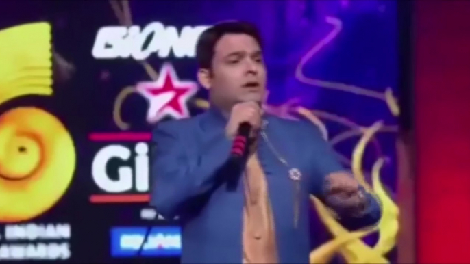 Kapil Singing Mimicry Performance Best of all Time in Bollywood Awards Function 2016