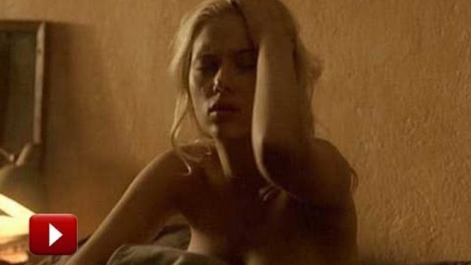 Scarlett Johansson Opens up about first Nud€ scene