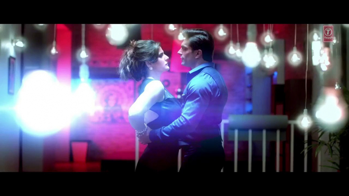 Wajah-Tum-Ho-Video-Song--Hate-Story-3--Zareen-Khan-Karan-Singh--Armaan-Malik