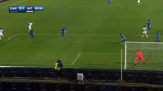 Icardi scores vs Empoli with a diving header (0-1)