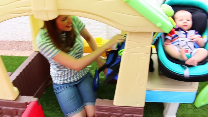 Spiderman Superhero Fight in Little Tikes Play Houses Spider-Man In Real Life IRL Funny Superheroes