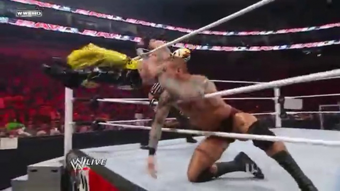 WWE RAW  Randy Orton vs Rey Mysterio