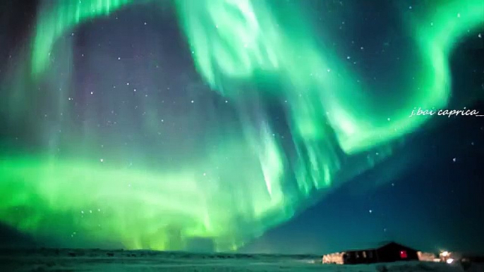 Les Islandais éteignent toutes leurs lumières pour profiter des aurores boréales