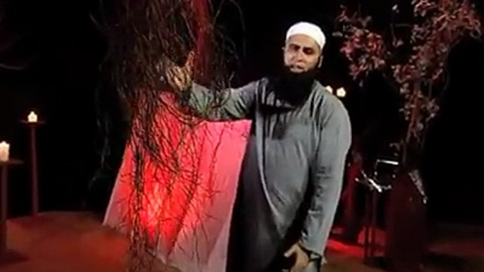 Shah Asat Hussain as Badshah Asat Hussain as By Junaid Jamshed