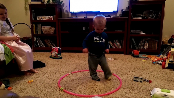 16 Kids Who Can't Stop Hula Hooping