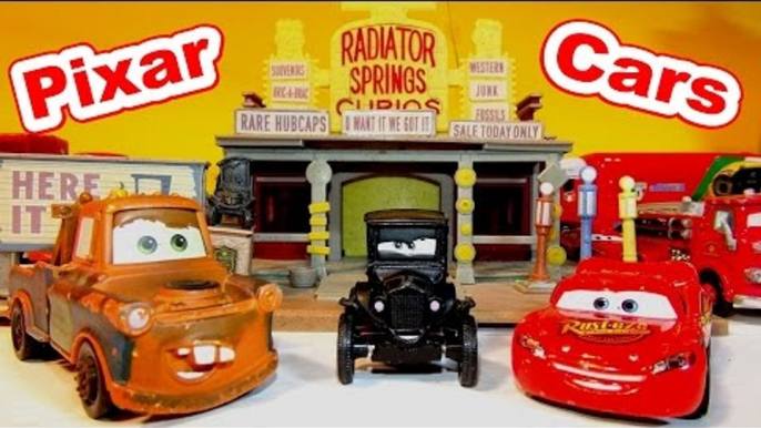 Disney Pixar Cars Character Encyclopedia with LIZZIE, Mater, Red, Stanley and Lightning McQueen