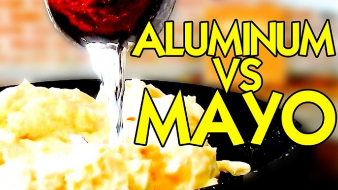Pouring molten aluminum on mayonnaise yields extreme results