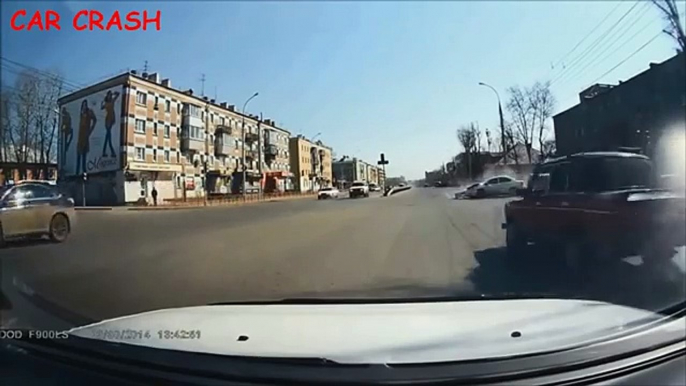 Car Crashes Compilation - Crazy Russian drivers - Crashes Compilation #184