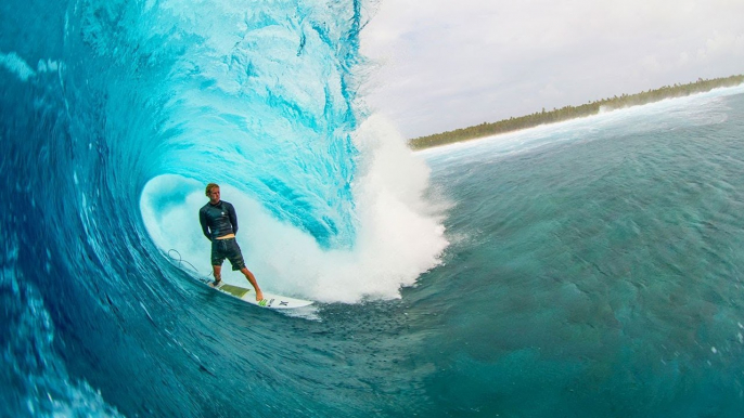 Ian Walsh Surfs Insane Barrels With World Champ, John John Florence | Distance Between Dreams 