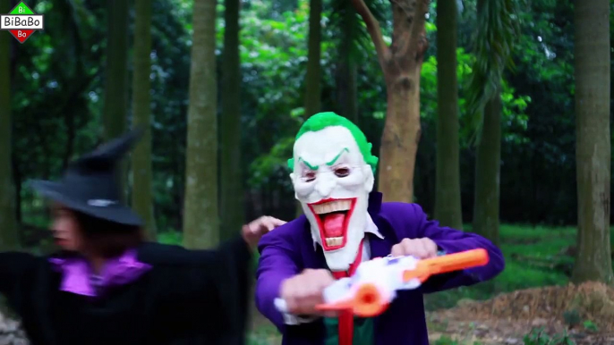 Nerf War Spiderman Gun Joker - Batman vs Superman Deadpool stupid Nerf Rescue Elsa