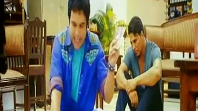 Akshay Kumar Krushna Comedy Scene from Entertainment Movie 2014