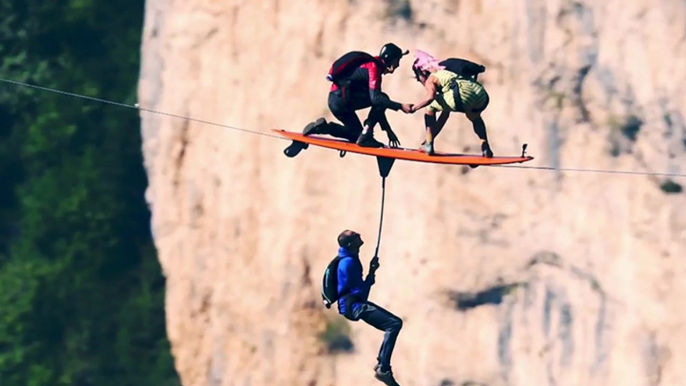 Les Flying Frenchies surfent à 600 mètres du sol