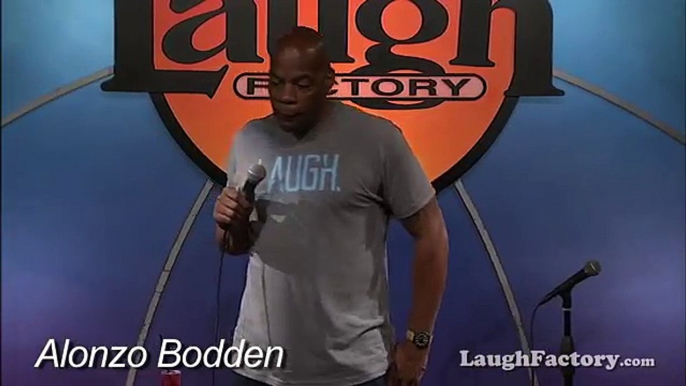 Alonzo Bodden - Grocery Store Racism (Stand-up Comedy)