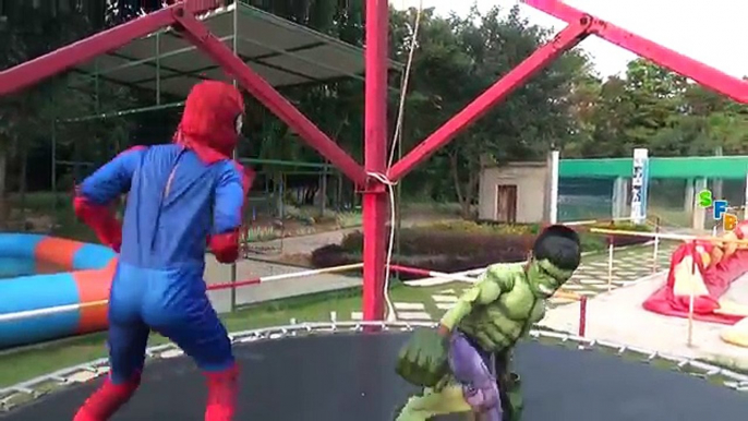 Hulk Vs Spiderman Real Life SuperHero Fight | Hulk Vs Spiderman Wrestling Death Match Fight