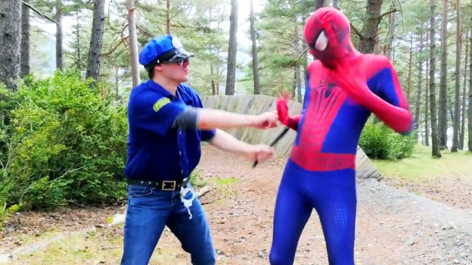 Spiderman w/ Harley Quinn Arrested by Policeman in Real Life ft Frozen Elsa Alien Pink Spidergirl