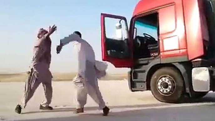 Pashto funny videos Amazing Dance in Road