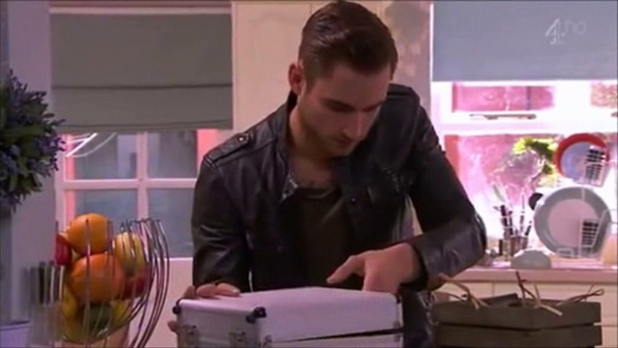 Hollyoaks 17th October 2014 Roscoe Family